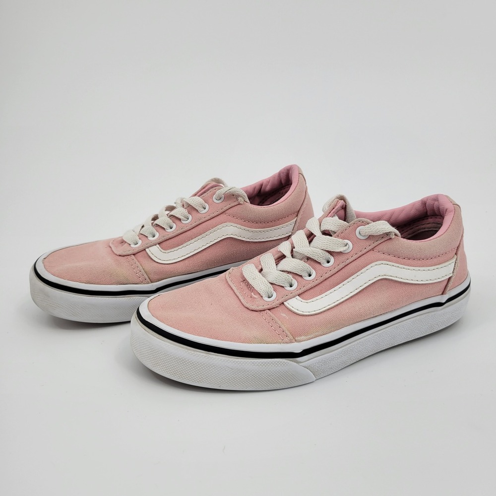 Vans Old Skool Low Top Sneakers Kids Size 1.0 Pink Canvas Lace Up Skate Shoes